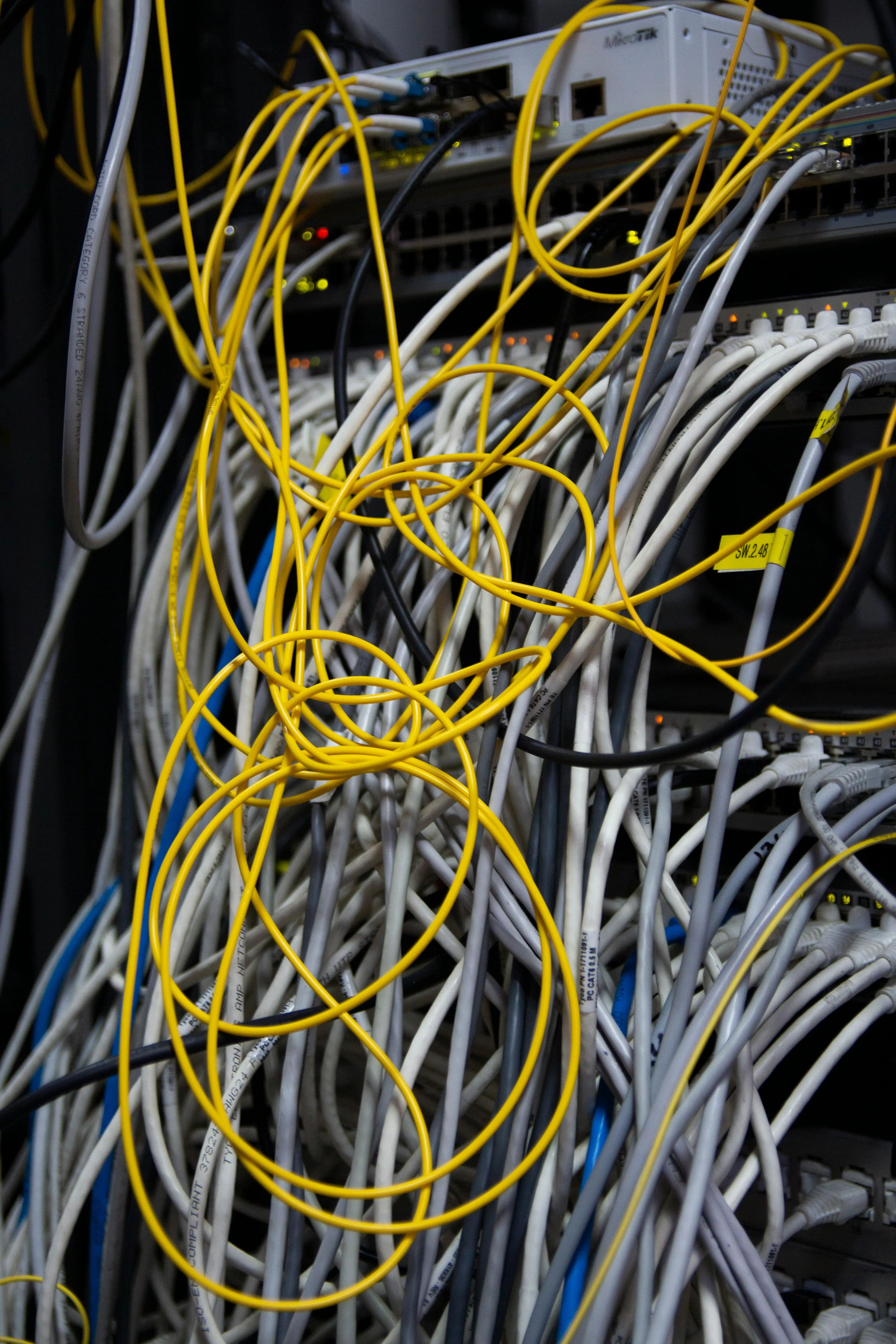 Cabinet hygiene: why a tidy patch panel saves you money